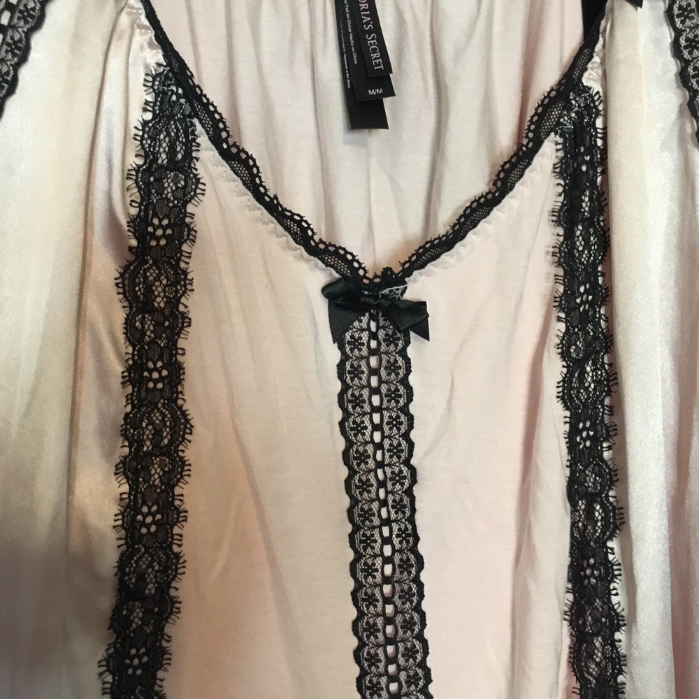 Victoria’s Secret Top